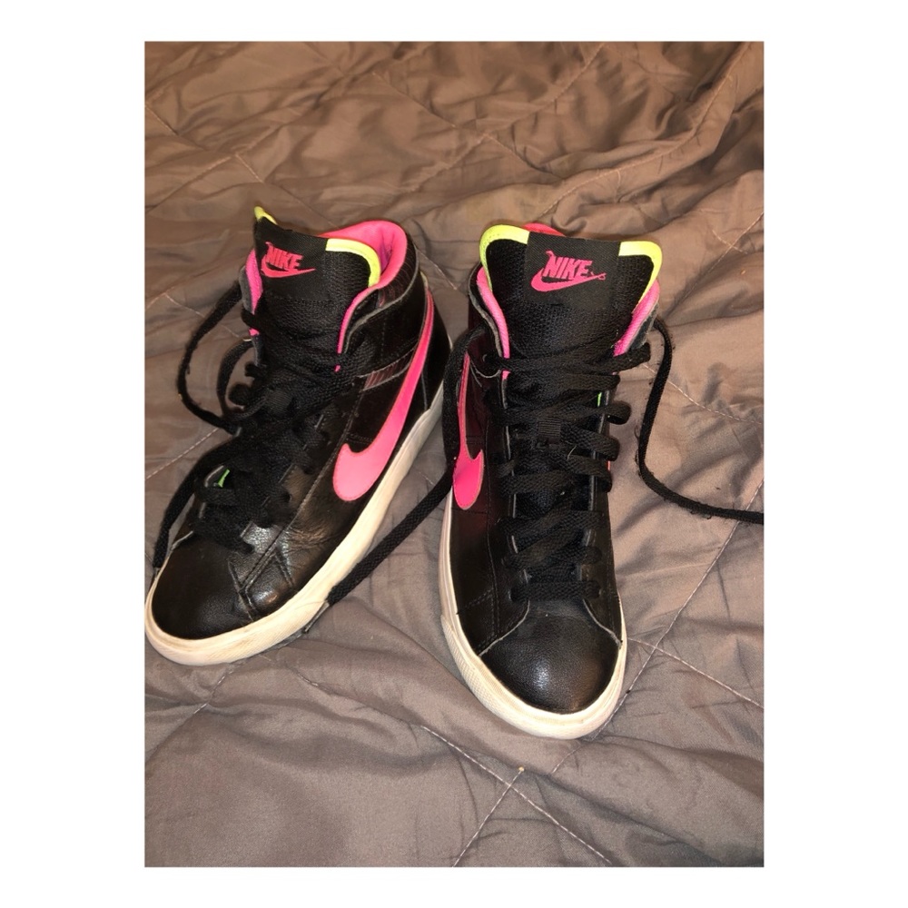 Kids Nike shoes